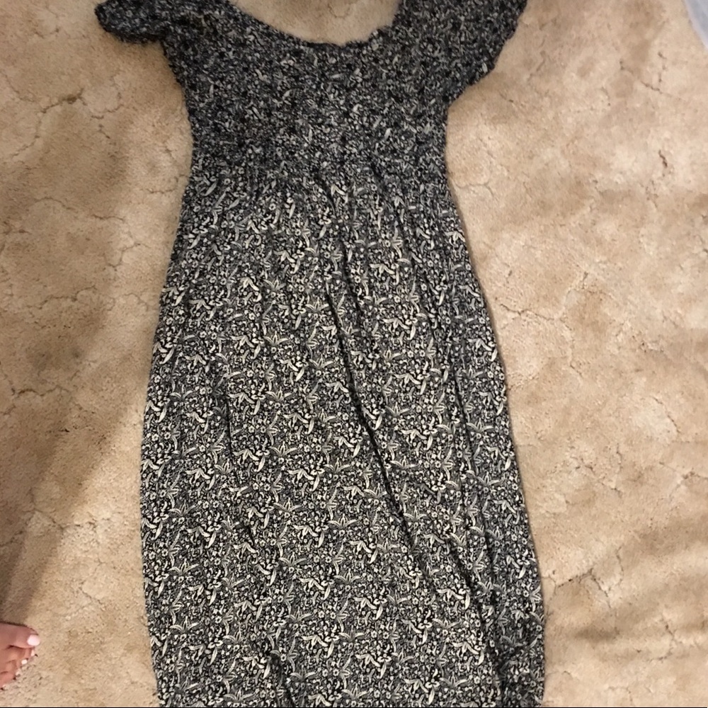 Off cold shoulder long maxi dress M/L